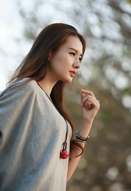 随机德甲球队的社区公益项目案例，足球俱乐部社会公益